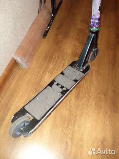 Трюковой самокат кастом парк