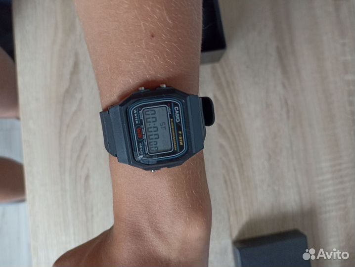 Часы casio