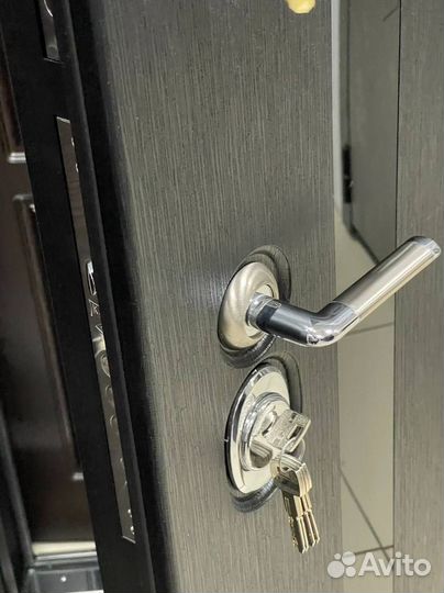 Дверь входная