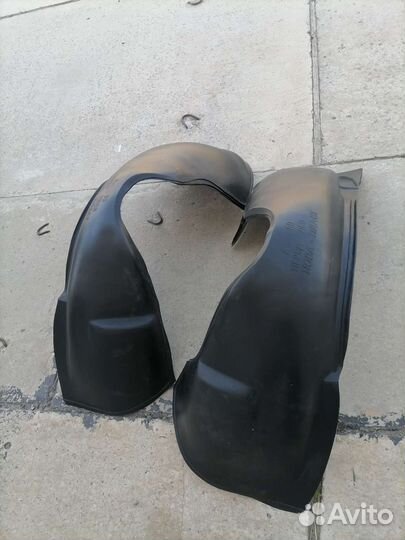 Подкрылки на audi 80 передние