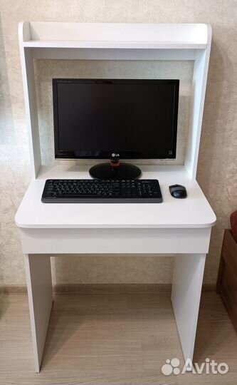 Компьютерный стол «Бейсик» (белый)