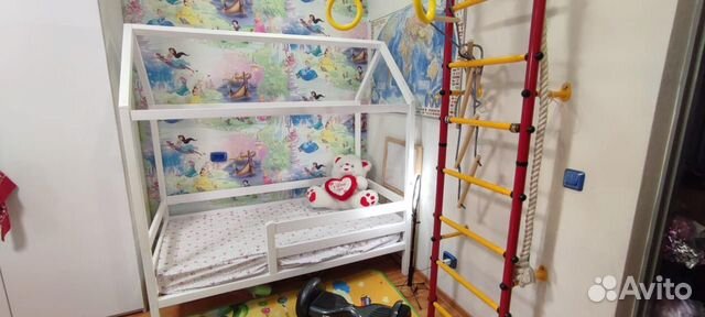 Детская кровать домик