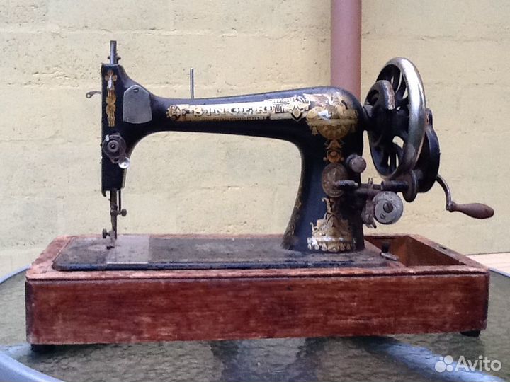 Швейная машинка Зингер (Singer)