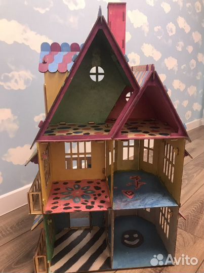 Домик кукольный
