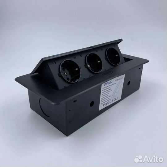 Блок розеток выдвижной горизонтальный 3-euro без п