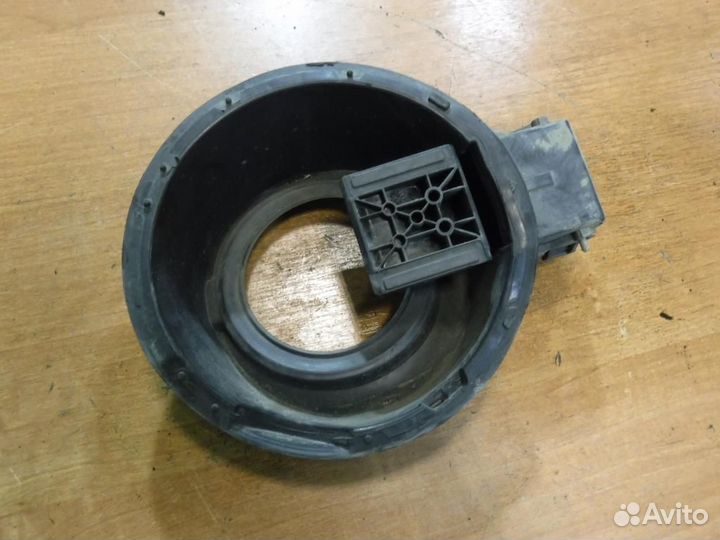 Лючок бензобака Peugeot 308