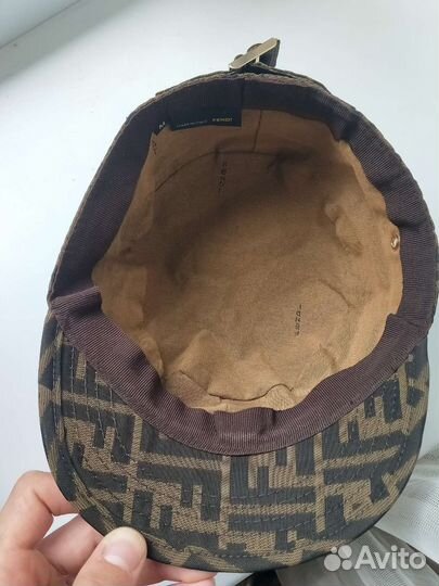 Винтажная кепка Fendi