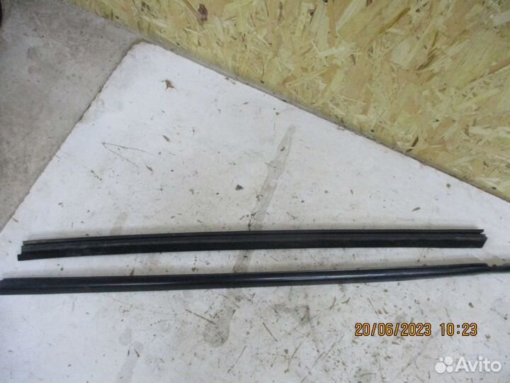 Бархотка двери Форд Фокус 2