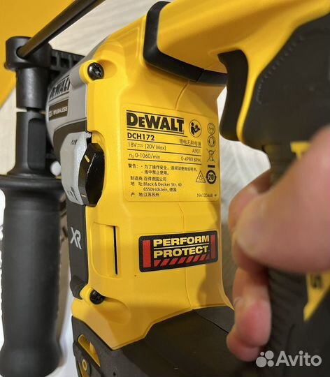 Перфоратор Dewalt DCH 172