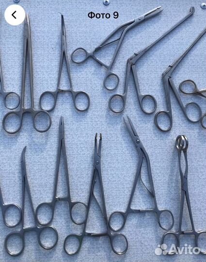Пинцет медицинский и другой мед инструмент