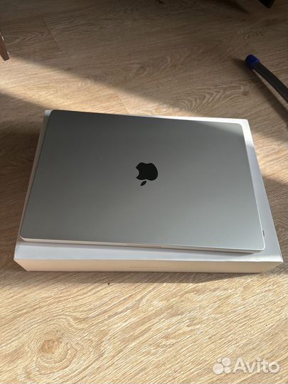 Apple MacBook Pro 16 M1 Max 1TB