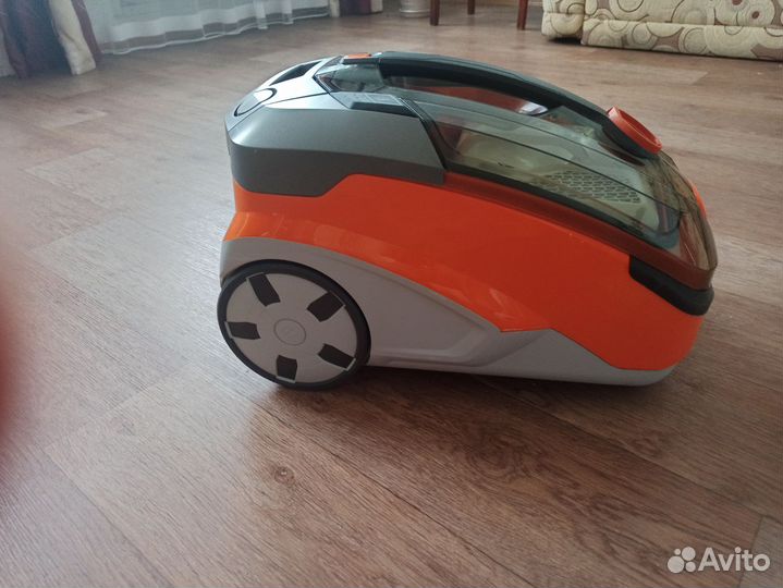 Моющий пылесос Thomas Aqua+ Pet&Family