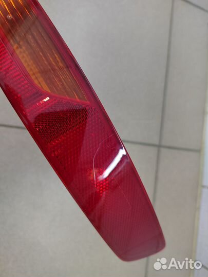 Фонарь в бампер задний правый Audi Q7 4L
