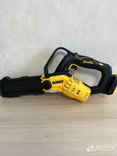 Цепная пила dewalt dccs623