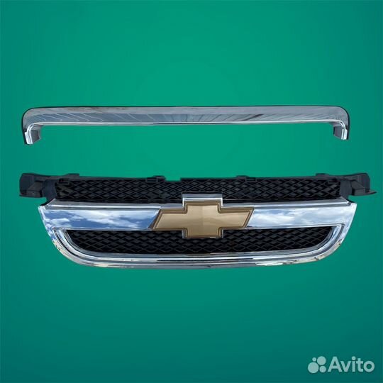 Решетка радиатора + молдинг капота Авео Т250