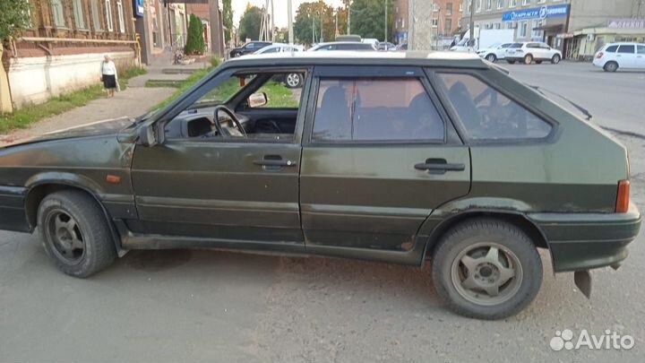 ВАЗ 2114 Samara 1.5 МТ, 2003, битый, 240 000 км