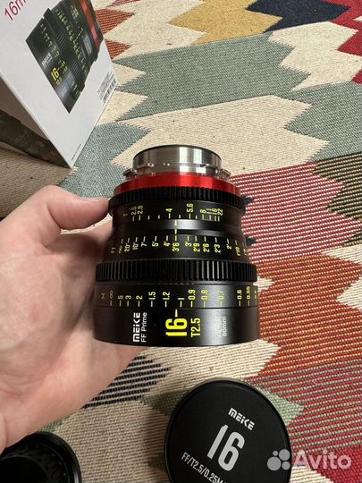 Кинообъектив Meike 16mm t2.5 prime FF