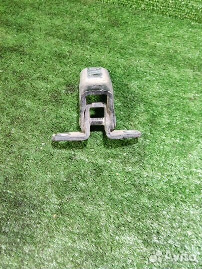 Петля двери передняя правая Mitsubishi Asx