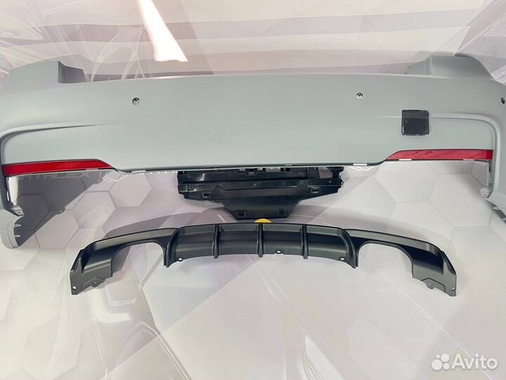 BMW F30 m пакет задний бампер