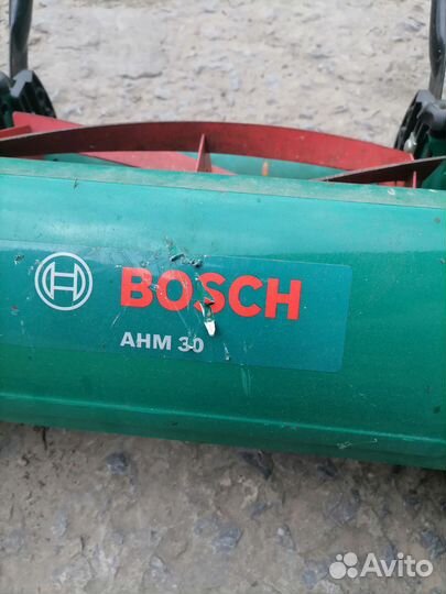 Ручная газонокосилка механическая