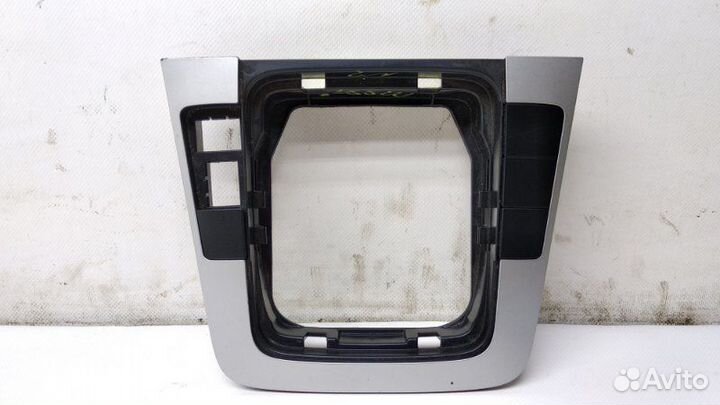 Накладка кулисы Volkswagen Passat Cc 2.0 2009