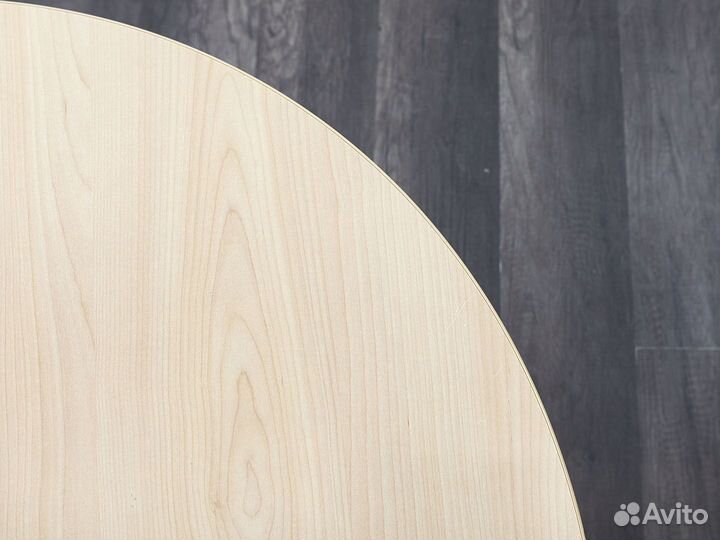 Стол для переговоров