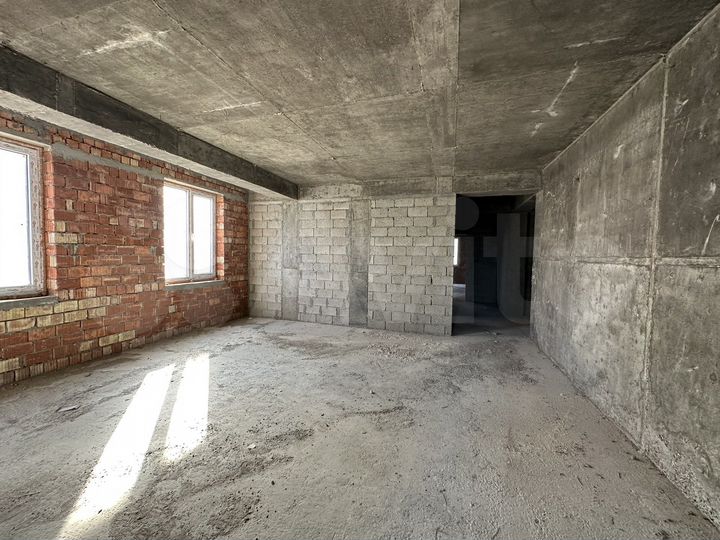 3-к. квартира, 127 м², 8/14 эт.