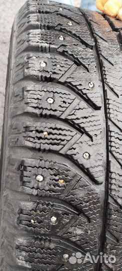 Bridgestone Ice Cruiser 7000 215/60 R16