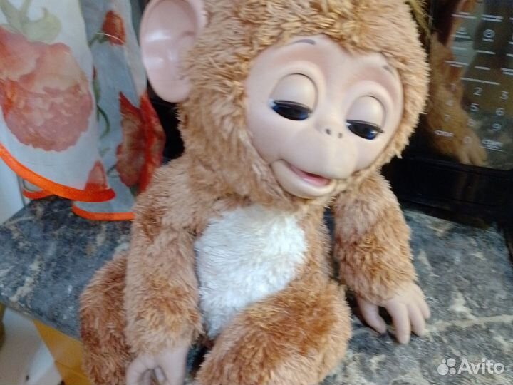 Интерактивная игрушка обезьянка