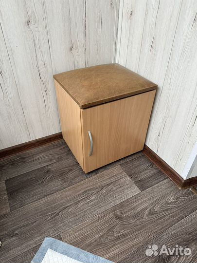 Тумба прикроватная, в прихожую, мягкий пуфик