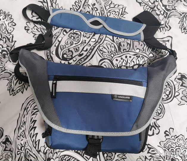 Cумка Vanguard на плечо для фотоаппарата