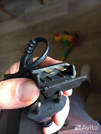 Блок питания 12v для квадрокоптера DJI phantom 3