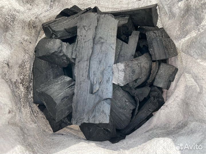 Уголь древесный в мешках. Березовый