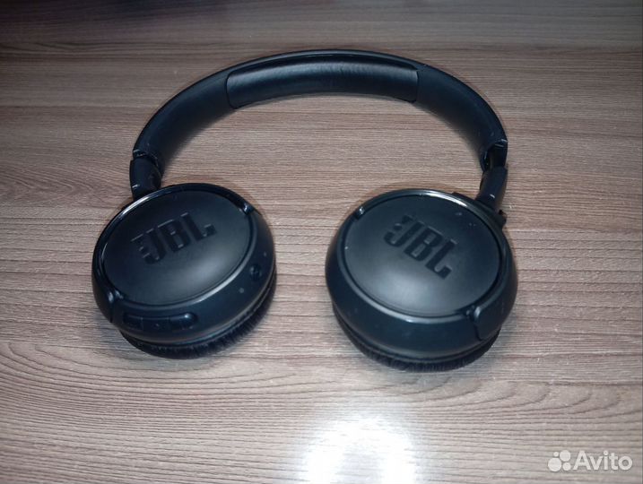 Беспроводные наушники jbl Tune590BT