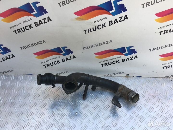 Патрубок системы охлаждения