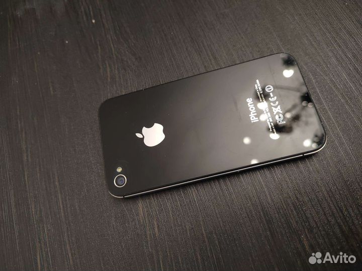 iPhone 4, 8 ГБ