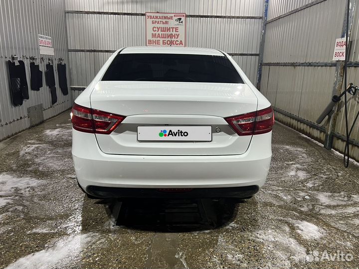 LADA Vesta 1.6 AMT, 2017, 140 000 км