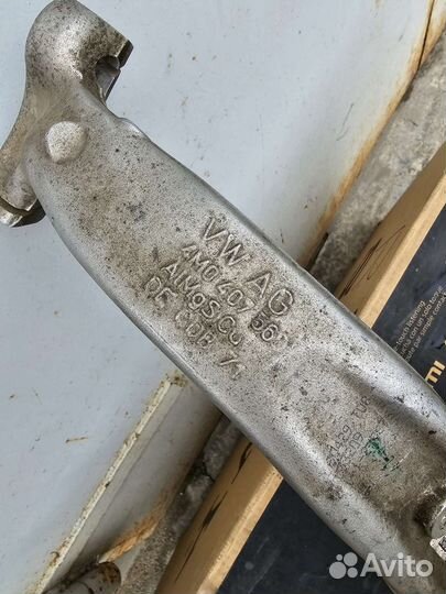 Audi q7 4m кулак поворотный правый