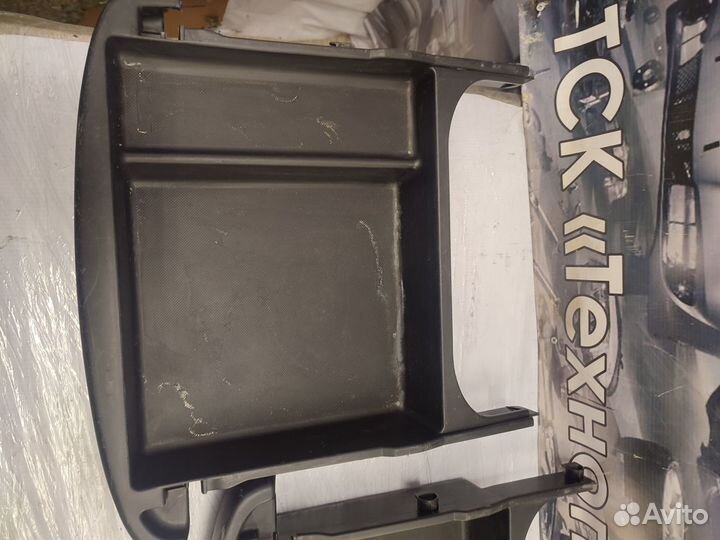 Ящик под пассажирское сиденье Peugeot 307