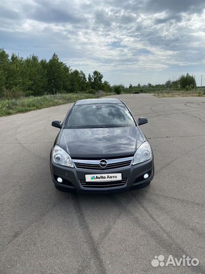 Opel Astra 1.6 МТ, 2012, 333 000 км