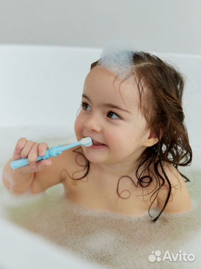 Зубная щетка