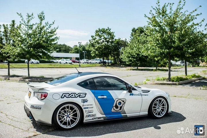 Лето комплект Rays gram lights 57xtreme 225/40r19