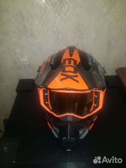 Кроссовый шлем fox