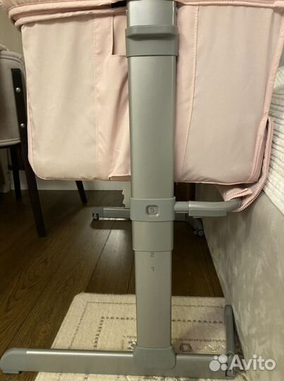 Приставная кроватка chicco next2me