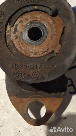 Опора кпп Renault Duster 2012