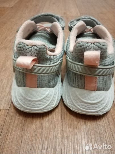 Кроссовки Котофей