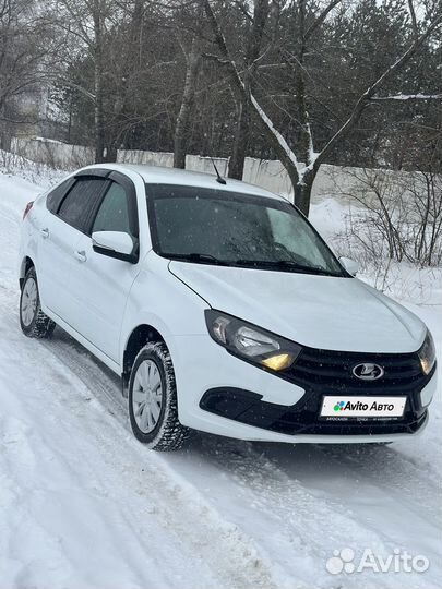 LADA Granta 1.6 МТ, 2022, 32 000 км