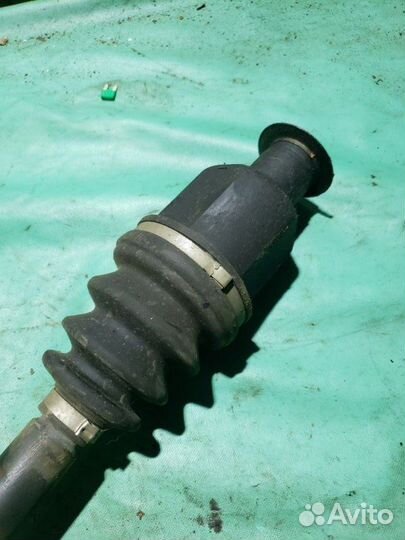 Привод передний правый Renault Logan 1 1.4 2007