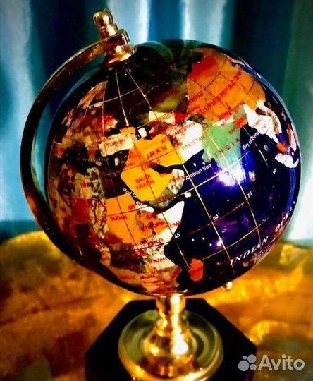 Глобус из лазурита с инкрустацией