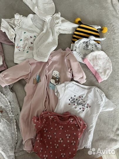 Вещи на девочку 0-3 новорожденную, пакетом
